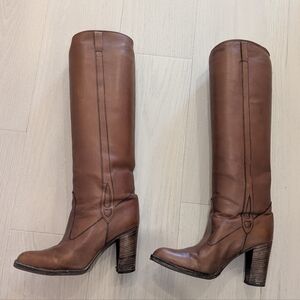 Vintage Brown Heeled Boots